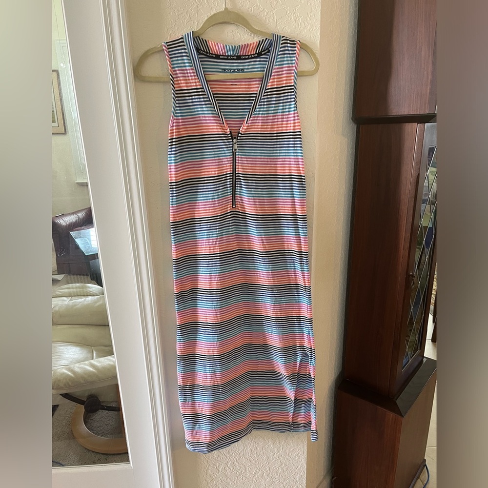 Dkny jeans cotton sleeveless summer dress slot on the side hardly worn